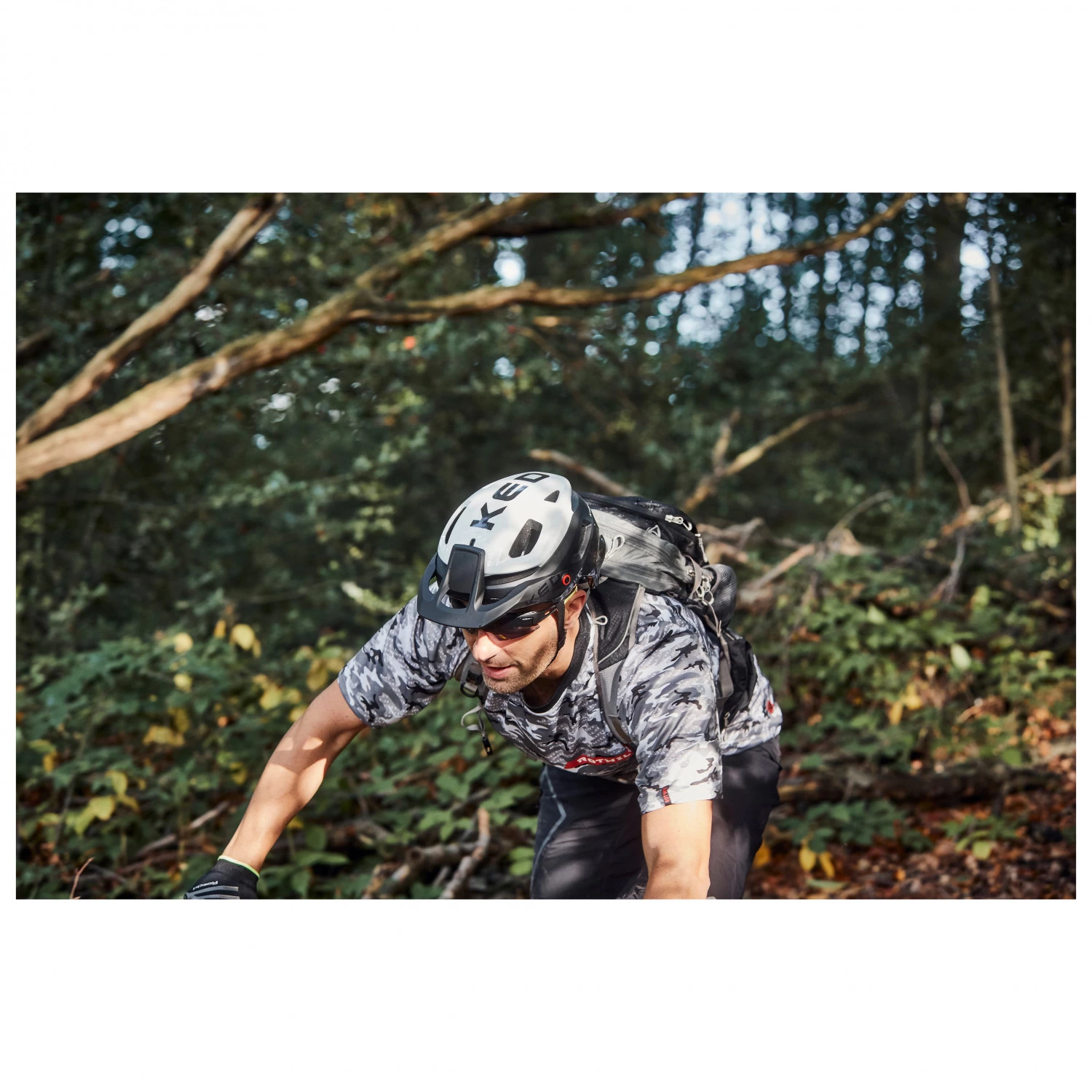 KED - Pector ME-1 - Bike Helmet 4 KED - Pector ME-1 - Bike Helmet - Image 4